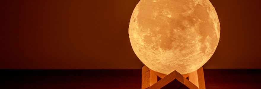 Un bibelot lampe lune